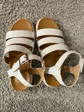 Bundle 3 for $12 Vince Camuto White Glitter Triple-Strap Kids Sandals